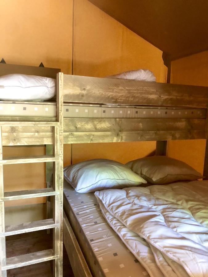 Camping Etang Des Bois Vieilles-Maisons-sur-Joudry Exteriör bild