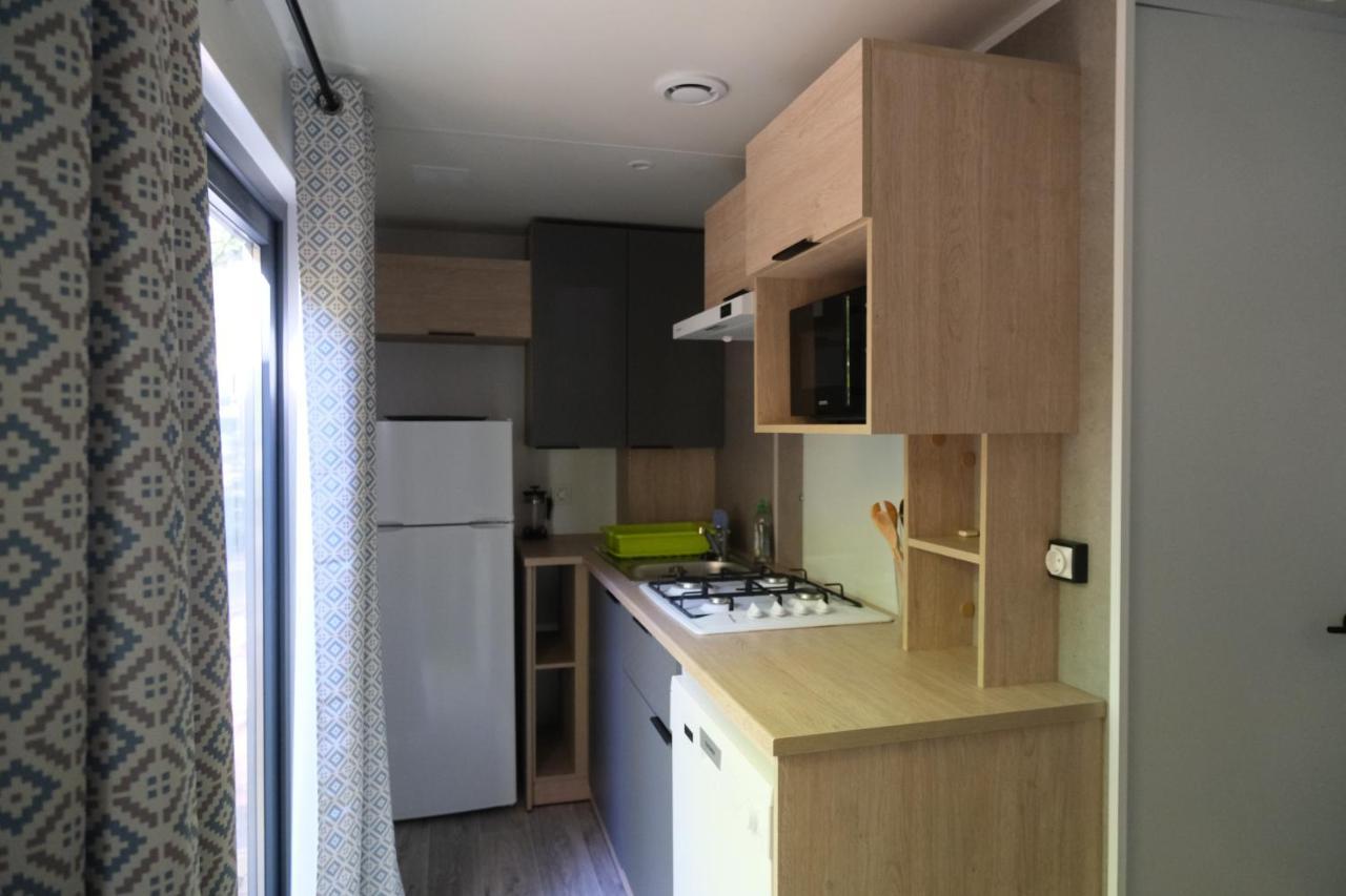 Camping Etang Des Bois Vieilles-Maisons-sur-Joudry Exteriör bild