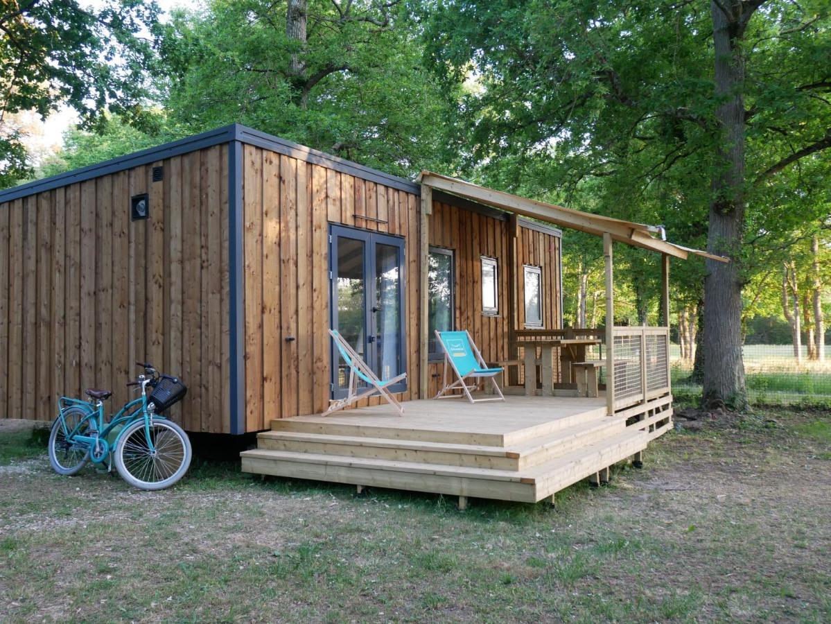 Camping Etang Des Bois Vieilles-Maisons-sur-Joudry Exteriör bild